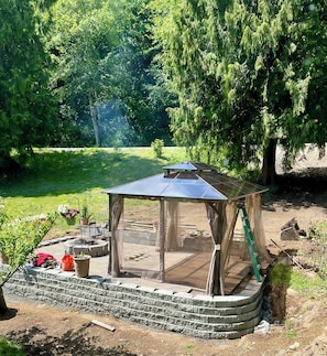 Outdoor living space