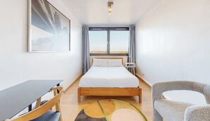 Double Bedroom with Workspace