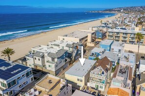 We are in walking distance to everything Mission Beach has to offer.