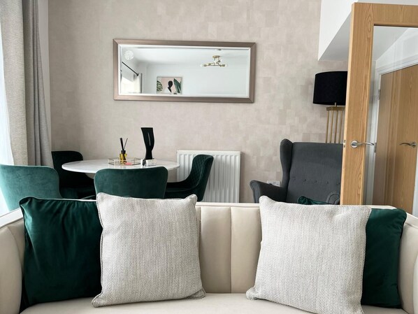 Who doesn't love a beautiful living room?