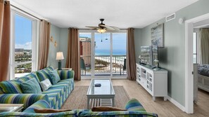 Home Decor, Architecture, Building, Furniture, Indoors
