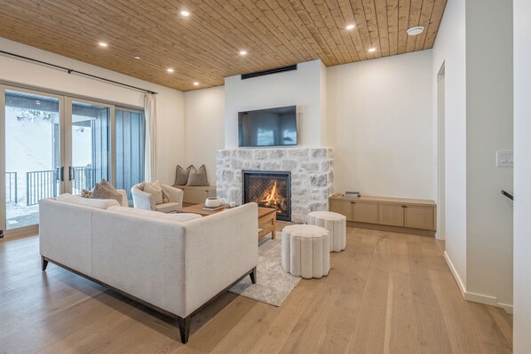 Cozy Living Room 