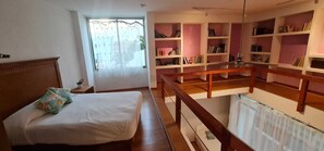 Bedroom 3 with double size bed 