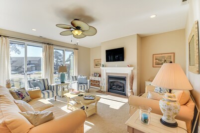 Walk to Beach: Home w/ Pool Access in White Stone