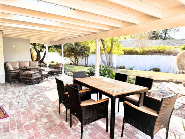 Outdoor dining