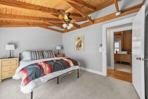 Upstairs Queen  Bedroom