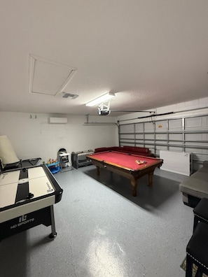Spielezimmer