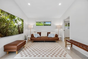 Living Area 2