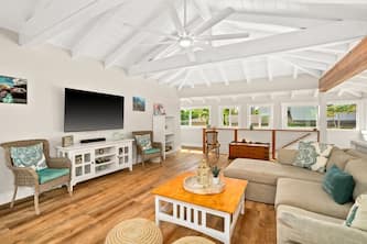 Perfect Private Getaway Minutes to Hanalei Bay!