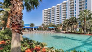 The Palms of Destin Resort Grounds & Amenities