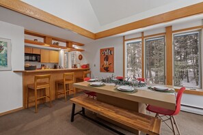 Fully equipped kitchen – cook up a storm!