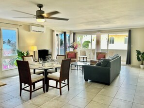 Living room (2)