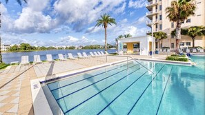 Carillon Resort Inn Pool