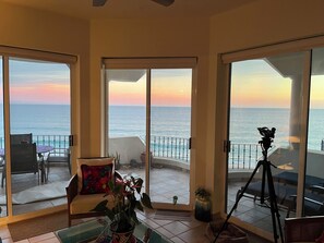 180 degree Ocean view 