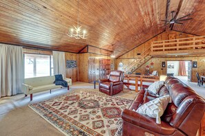 Living Room | Full Sleeper Sofa | Main Level
