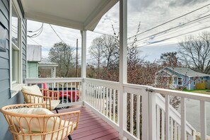 Front Porch | Seating