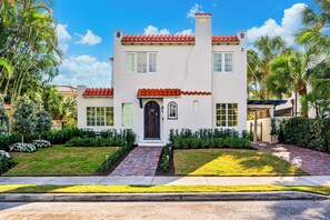 This is the front of the home. You will walk around back to reach the guest house.