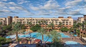 WorldMarkBoulevard_4