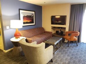 WorldMarkTropicanaAvenue_4