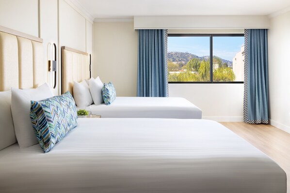 Unit with 2 Queen size beds