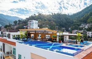 Pool and Hot Tub on top floor
