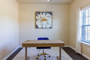 This open workspace promotes focus while allowing room to think.