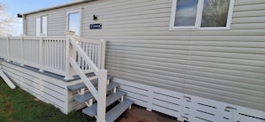 Full wrap around decking