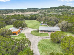 Aerial view Starlight Meadow! The main house on the right, the family studio and Marley on the left, the cottage in behind the main house