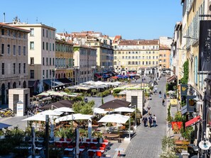 Place aux huiles