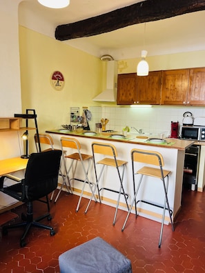 cuisine, salle Ă manger