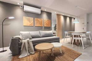 Sillón cama para 2 personas ( se saca una cama adicional de abajo )