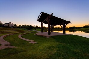 The community’s premier performance venue. With limestone shelf seating for over 2000 people, a spacious covered stage, great acoustic design, and a scenic view overlooking our South Lake, it’s a best-loved space for good reason.