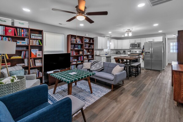 Furniture, Indoors, Living Room, Table, Couch