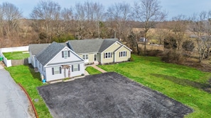 5 bedroom house and 2 bedroom separate unit