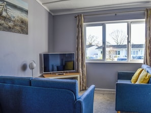 Living area | Alula Lodge, Lowestoft