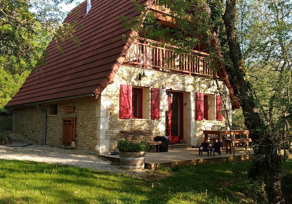 Photo 0