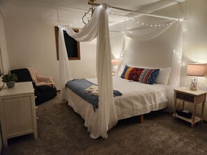 Basement king bedroom