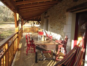 Outdoor dining