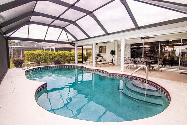 Coral Point Pool