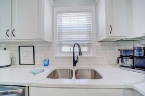 Kitchen Sink Area
