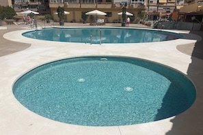 Holiday Home Swimming Pool