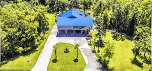 Front of Great Escape River House on the Biloxi River in Gulfport, MS