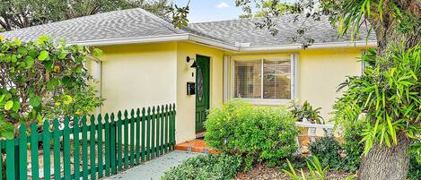 Lake Worth Beach | 3BR | 2BA | Small Step to Enter | 1,700 Sq Ft