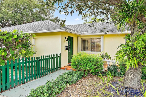 Lake Worth Beach | 3BR | 2BA | Small Step to Enter | 1,700 Sq Ft