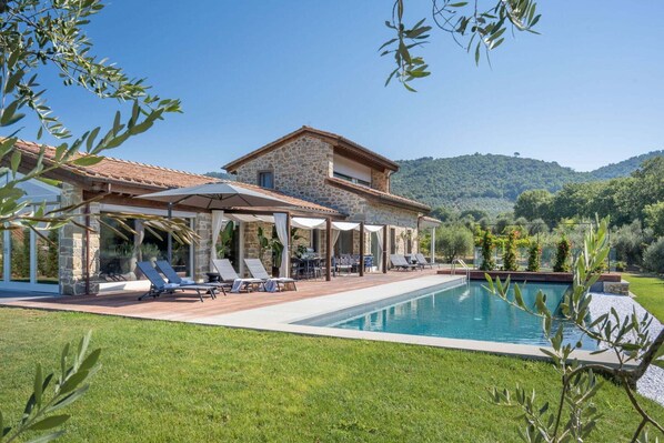 Holiday Home Exterior [summer]
