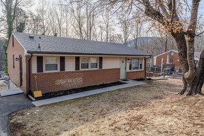 Safe and private neighborhood for peace of mind