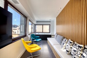 TV and multimedia, Living room, Sitting area