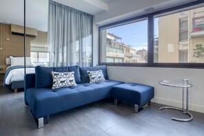 Living room, Sitting area