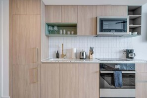 fully stocked kitchen