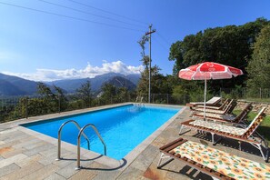 Villa Bernardino - San Bernardino Verbano, Lake Maggiore - NORTHITALY VILLAS